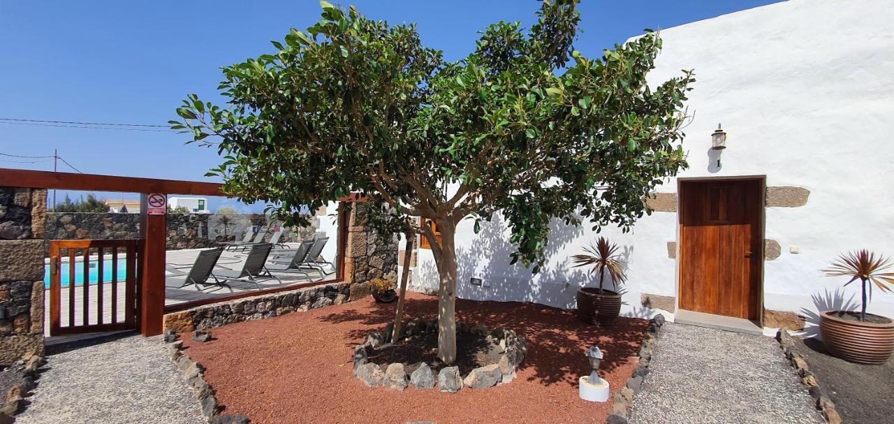 Caserio Leandro II Tias Exterior photo